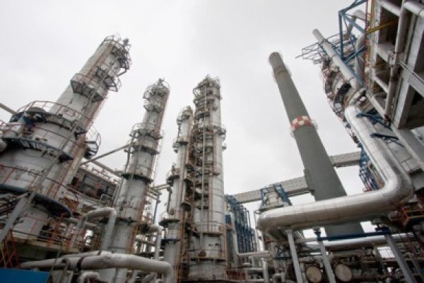 Kazahii de la Rompetrol fac fond de investiţii de 1 mld. de dolari în România